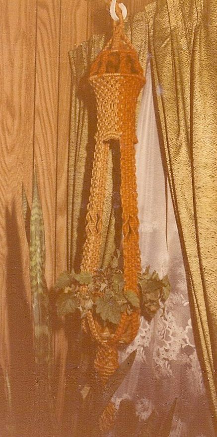 Hemp plant-hanger - 102