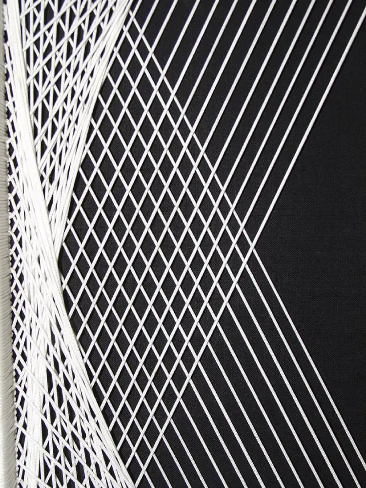 images/macrame/125-frame-white-thin-string