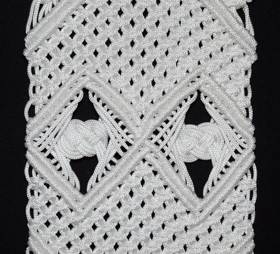 images/macrame/125-frame-white-thin-string