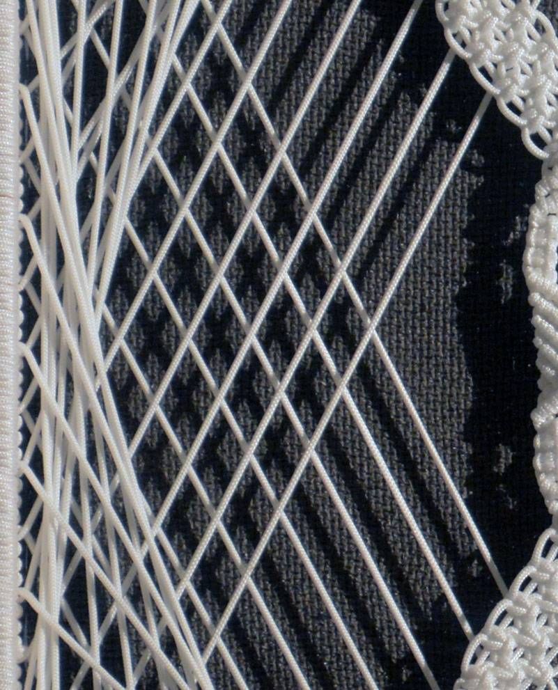 images/macrame/127-frame-white-spider